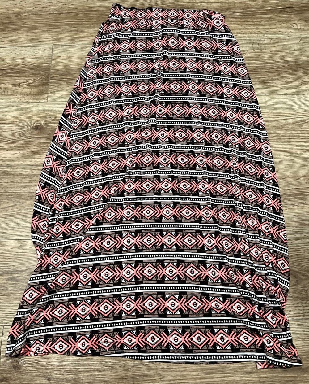 Cato Womens Skirt Size Small Black Pink Geometric Print Maxi (A95)